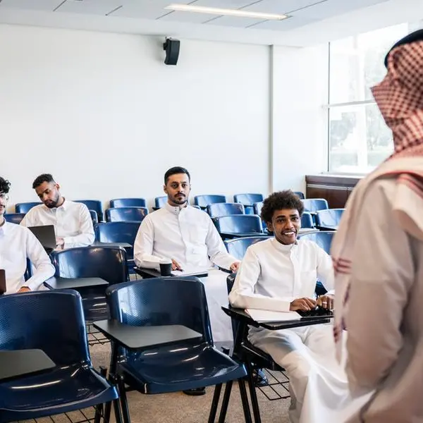 Amended rules allow Saudi secondary school graduates with a diploma to work as assistant teachers