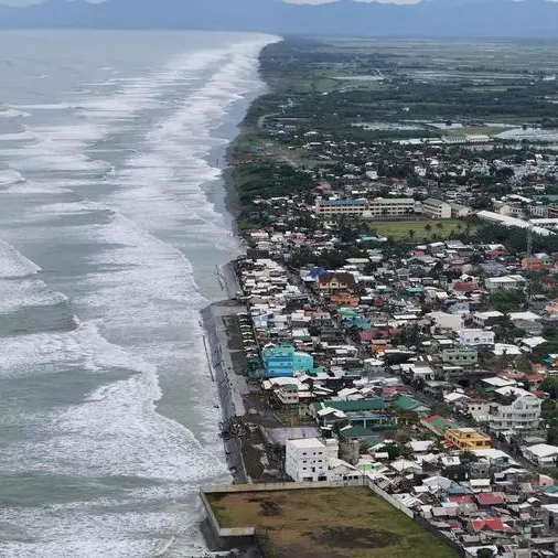 Typhoon Yinxing slams into northern Philippines, thousands evacuated