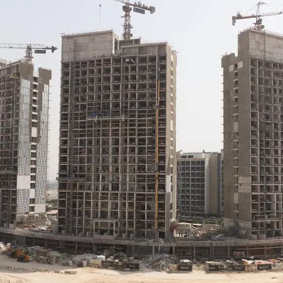 عزيزي للتطوير العقاري تُعلن عن إنجاز 70% من مشروع \"ريفييرا بيتش فرونت I\"