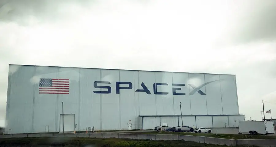 SpaceX to woo Wall Street with three-day analyst meet this week, sources say
