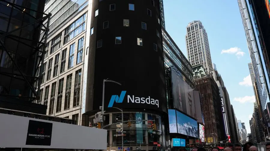 Stocks fall, oil rises, traders wait for tech earnings and Fed