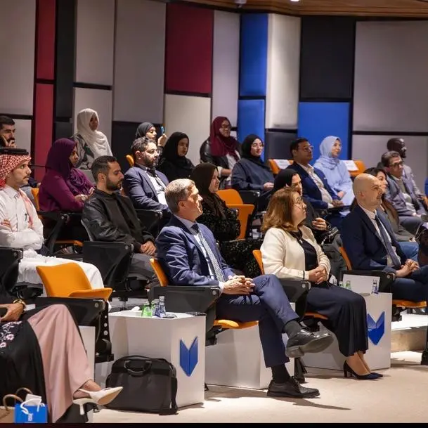 جامعة الدوحة للعلوم والتكنولوجيا تحتفي باليوم الدولي للتعليم من خلال فعالية خاصة لتكريم المعلّمين