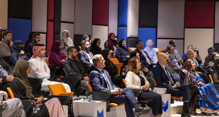 جامعة الدوحة للعلوم والتكنولوجيا تحتفي باليوم الدولي للتعليم من خلال فعالية خاصة لتكريم المعلّمين