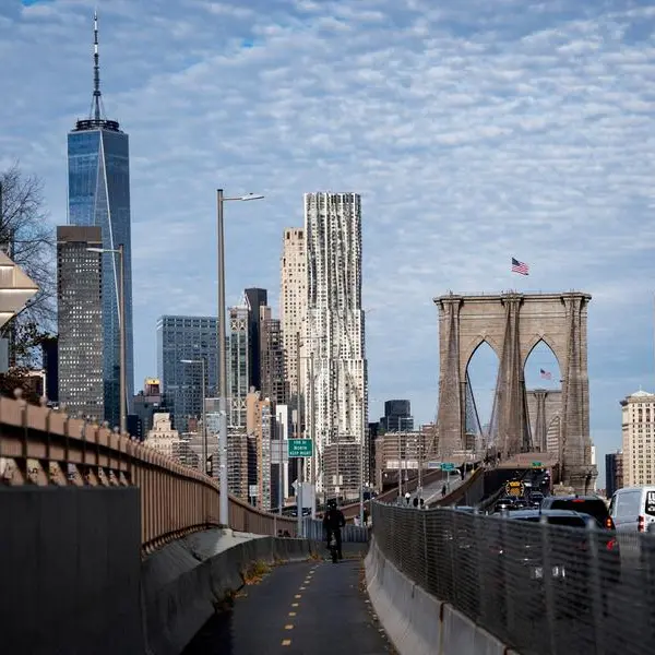 U.S. consumer delinquency glass is half full: McGeever