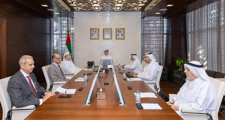\"قضاء أبوظبي\" تعتمد قرارات بشأن تسجيل المحامين وتعزيز الرقابة المهنية