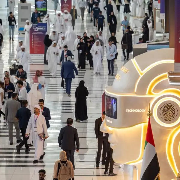 \"اصنع في الإمارات2025\" يختتم أعمال اليوم الثالث بنجاح تحت شعار التصنيع الذكي، الصناعة 4.0 والذكاء الاصطناعي