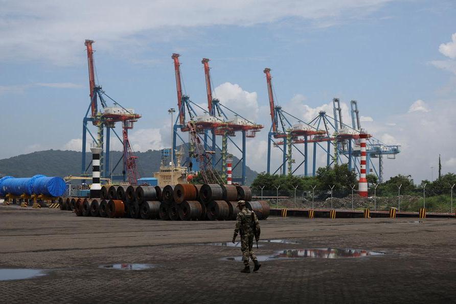 India weighs emergency steps to protect forex reserves, Bloomberg News reports