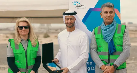 تتعاون PPG مع منطقة جبل علي الحرة بدبي في مبادرةٍ لغرس الأشجار