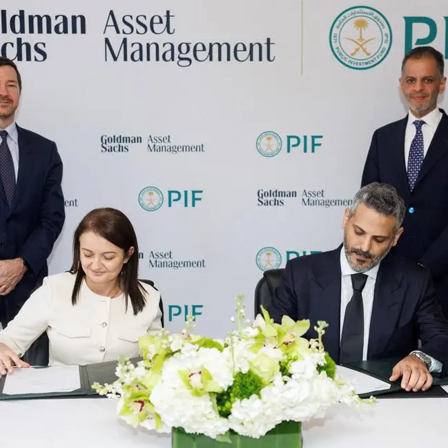 صندوق الاستثمارات العامة وجولدمان ساكس لإدارة الأصول يوقعان مذكرة تفاهم بهدف الشراكة لتعزيز الاستثمار في المملكة ودول الخليج