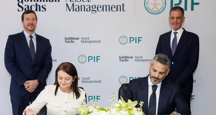 صندوق الاستثمارات العامة وجولدمان ساكس لإدارة الأصول يوقعان مذكرة تفاهم بهدف الشراكة لتعزيز الاستثمار في المملكة ودول الخليج