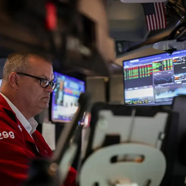 Stocks and oil gain as traders shrug off Trump's tariff news
