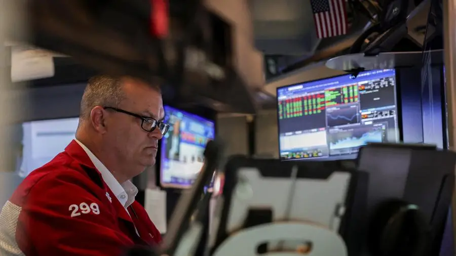 Stocks and oil gain as traders shrug off Trump's tariff news