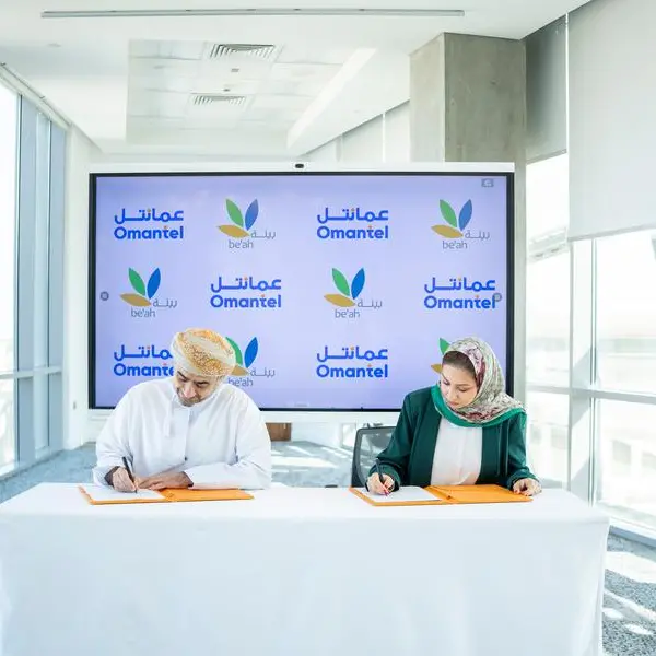 عُمانتل و\"بيئة\" يتعاونان لتعزيز إدارة النفايات الالكترونية في عُمان