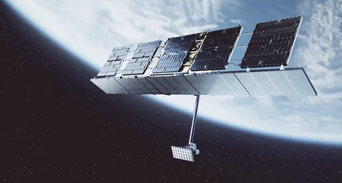 \"سبيس 42\" تتعاون مع أربع شركات ناشئة لتعزيز الابتكار الجيومكاني القائم على الذكاء الاصطناعي عبر مركز تحليل البيانات الفضائية \"GIQ\"