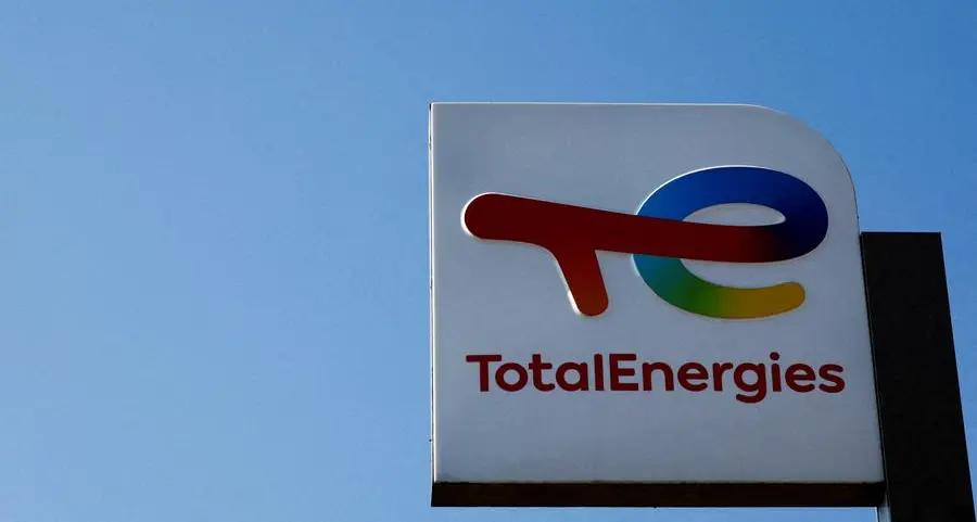 Dubai crude's premium slumps as sellers pile offers onto TotalEnergies