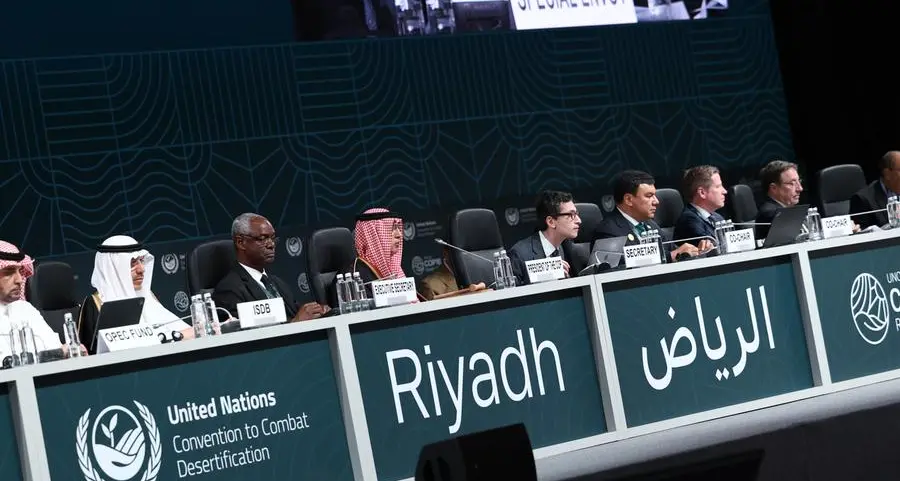\"كوب 16\" الرياض يشهد تعهداً دولياً بتوفير أكثر من 12 مليار دولار لدعم جهود إعادة تأهيل الأراضي المتدهورة وتعزيز القدرة لمواجهة الجفاف
