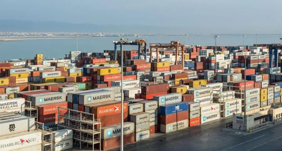 Ports in Oman see growth in handling containers
