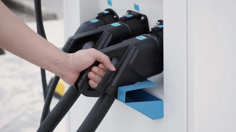 Qatar accelerates transition to green mobility by promoting adoption of electric, hybrid vehicles