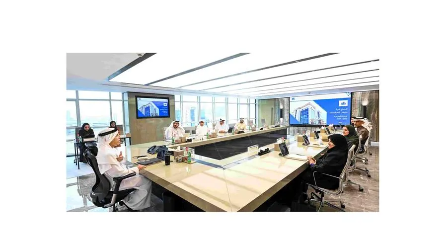 مجلس أمناء جامعة حمدان الذكية يناقش مستجدات الأداء الأكاديمي وتطبيق الخطة الاستراتيجية