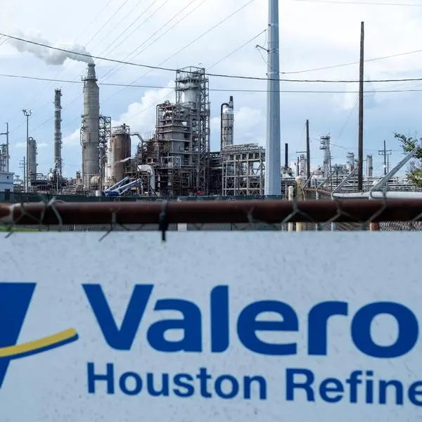 Venezuelan oil would boost US refiners, hurt Canadian producers