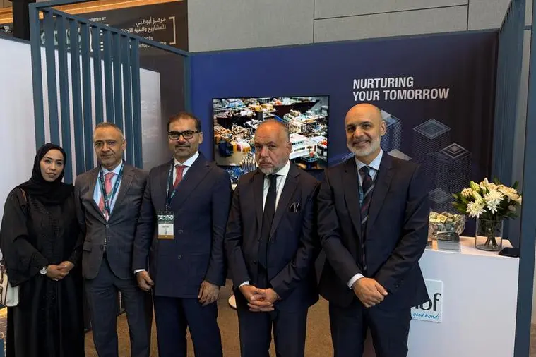بنك الفجيرة الوطني يرعى قمة أبوظبي للبنية التحتية 2025