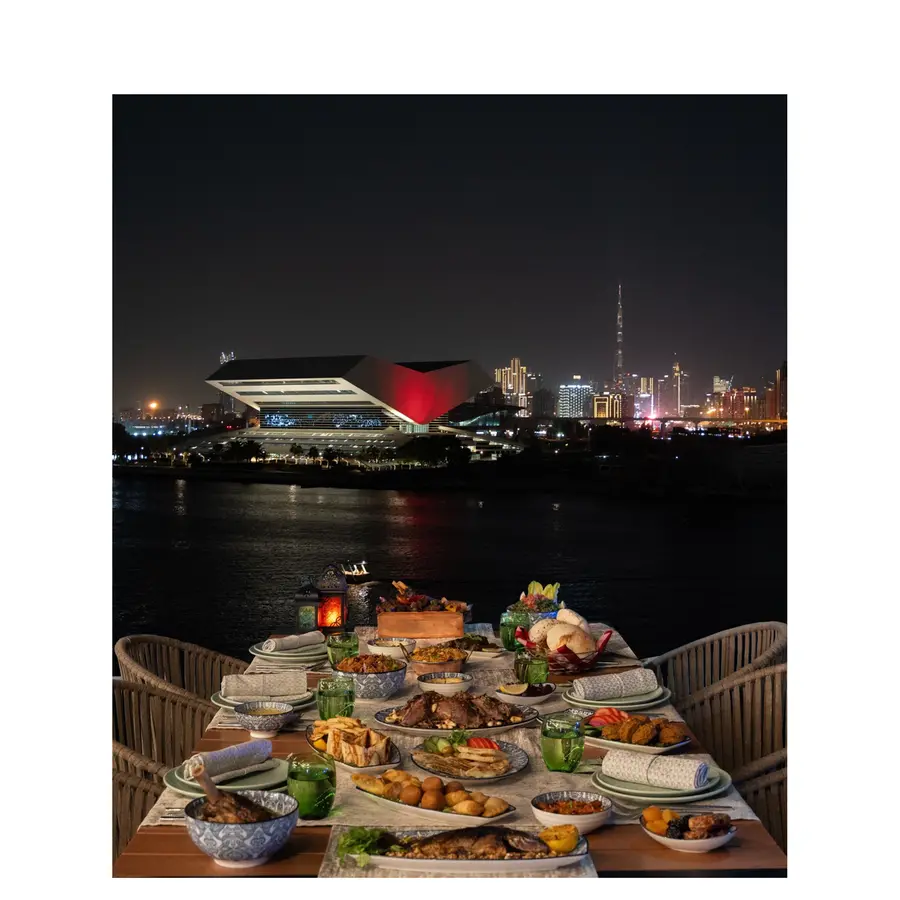 إفطار رمضاني في الهواء الطلق بإطلالة بانورامية «زيتون» يرسّخ حضوره على الواجهة المائية