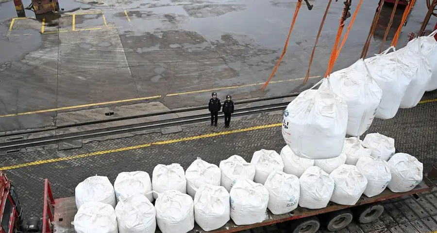Fertiliser shipments begin exiting through Hormuz strait