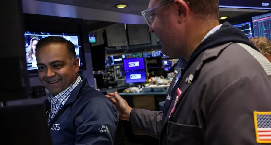 How to ride the stocks momentum wave while avoiding a wipe out: Helen Jewell