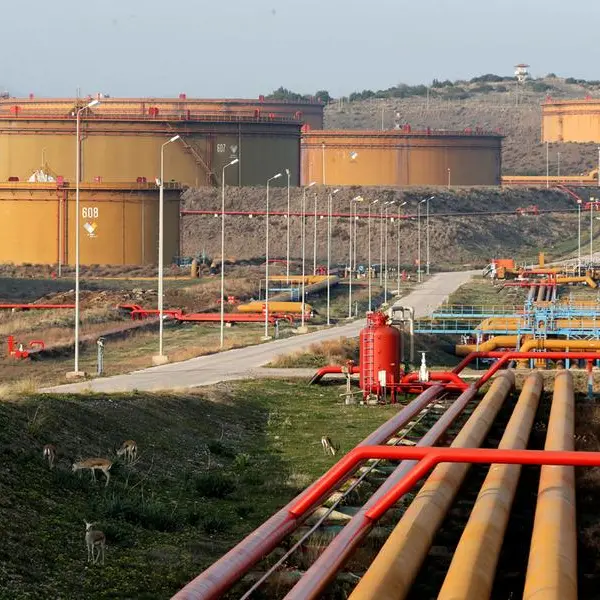 Oil gains as China opens door for trade talks with US