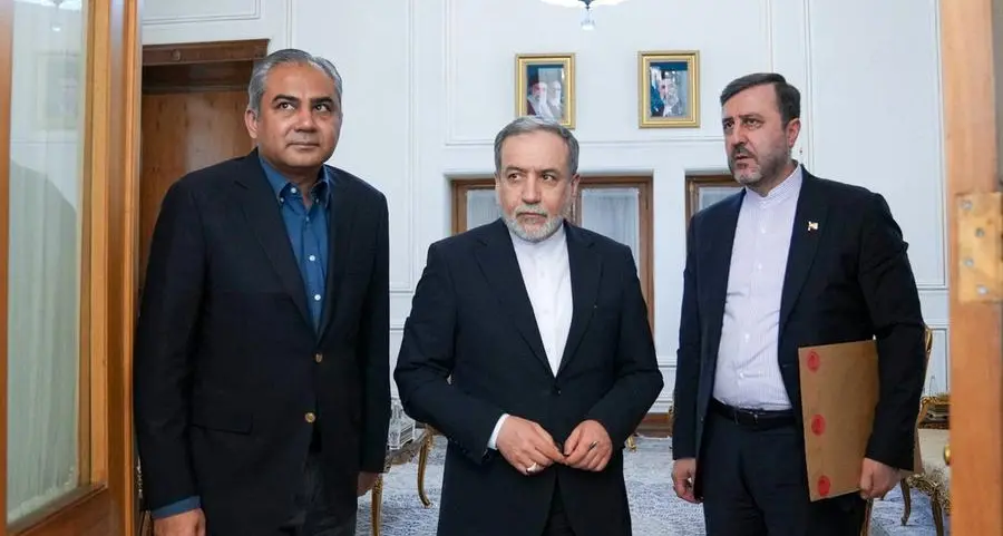 Iran's foreign minister says Islamabad memorandum has 'never been closer'