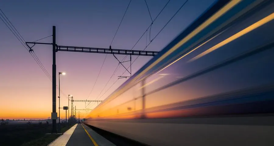 Saudi cabinet clears high-speed electric rail project with Qatar