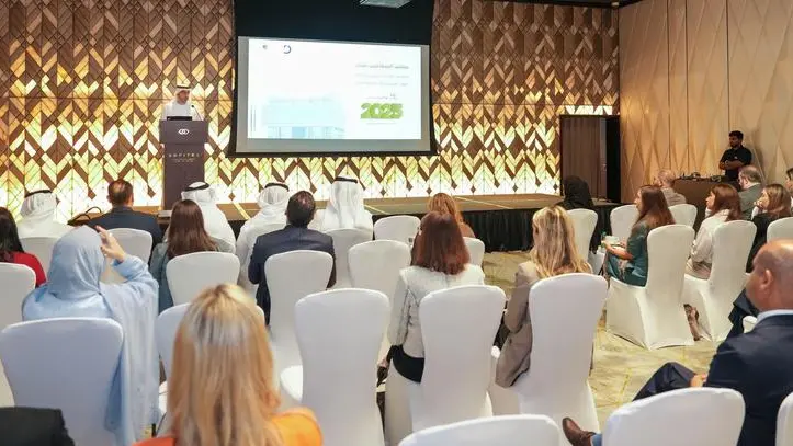 Dubai Chambers hosts workshop in cooperation with MoHRE
