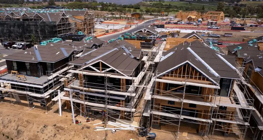 US single-family housing starts, building permits fell in April