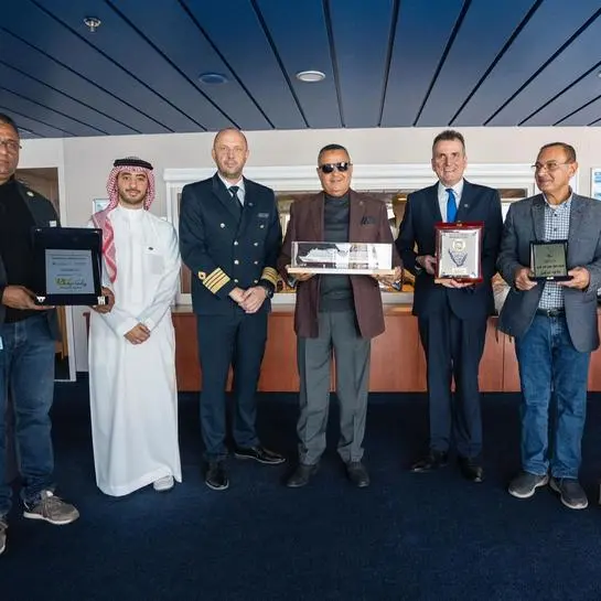 AROYA Cruises marks visit to Sharm El Sheikh Port with Plaque Exchange Ceremony