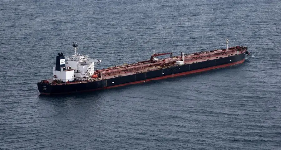 Oil prices fall amid broader market selloff, gains in US crude stockpiles