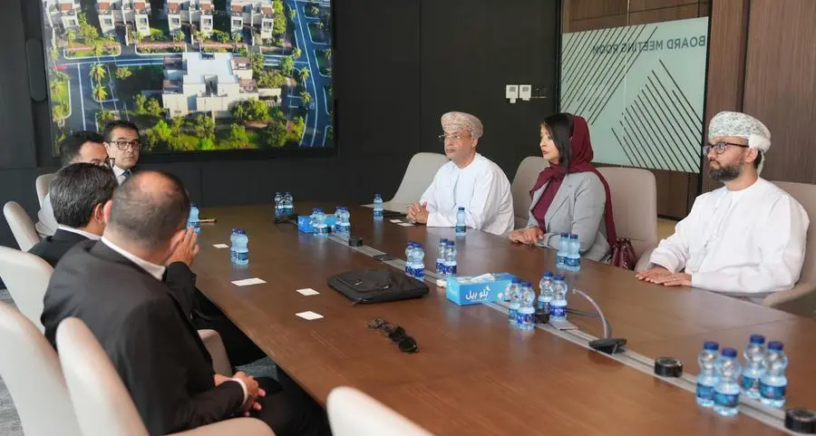 بنك ظفار يُوقّع اتفاقية استراتيجية مع مجموعة طلعت مصطفى لدعم نمو الأعمال