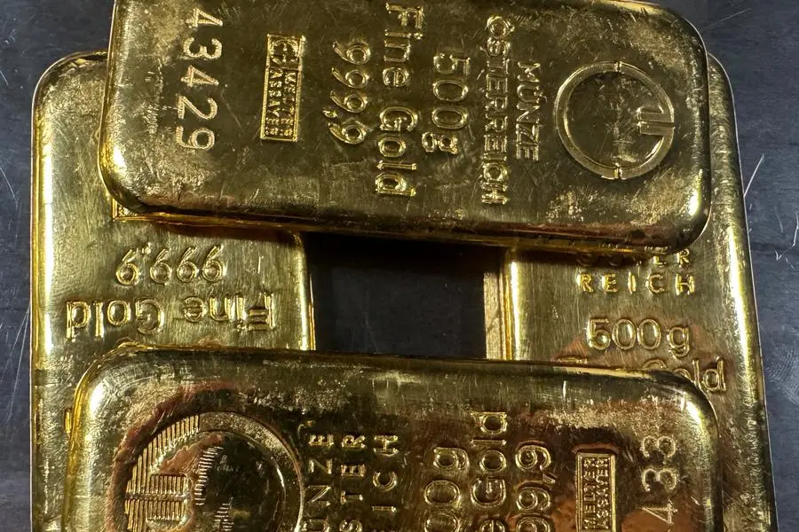 Gold holds steady after weak US jobs data reinforce rate-cut bets
