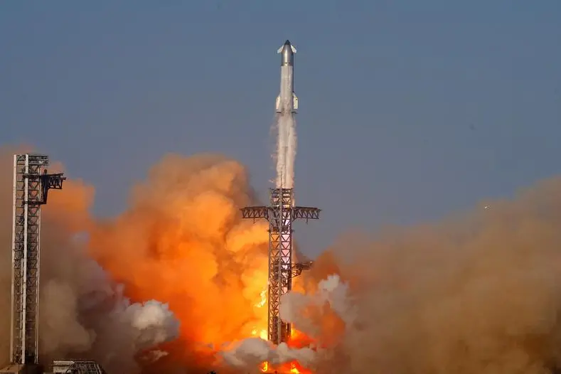 FILE PHOTO: SpaceX\\'s next-generation Starship spacecraft atop its Super Heavy booster is launched on its ninth test at the company\\'s launch pad in Starbase, Texas, U.S., May 27, 2025. REUTERS/Joe Skipper/File Photo , Reuters/REUTERS