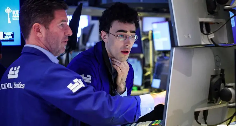 World shares gain, oil prices capped on hopes for US-Iran peace talks