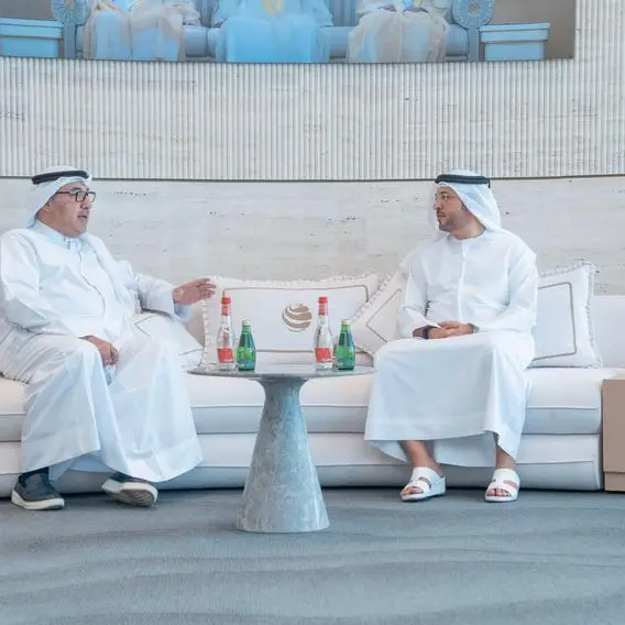 Abdulla Bin Damithan and Kuwaiti Consul General discuss enhancing trade and maritime cooperation