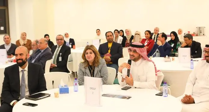ختام ورشة عمل \"استراتيجيات الذكاء الاصطناعي للأكاديميين\" بكلية الطب بجامعة الخليج العربي
