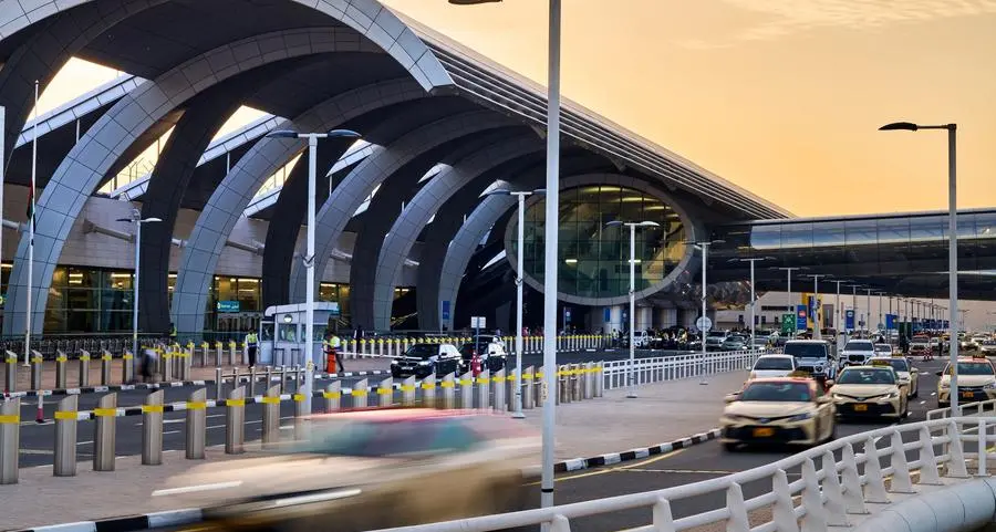 Civil Defence contains fire in vicinity of Dubai International Airport; no injuries reported