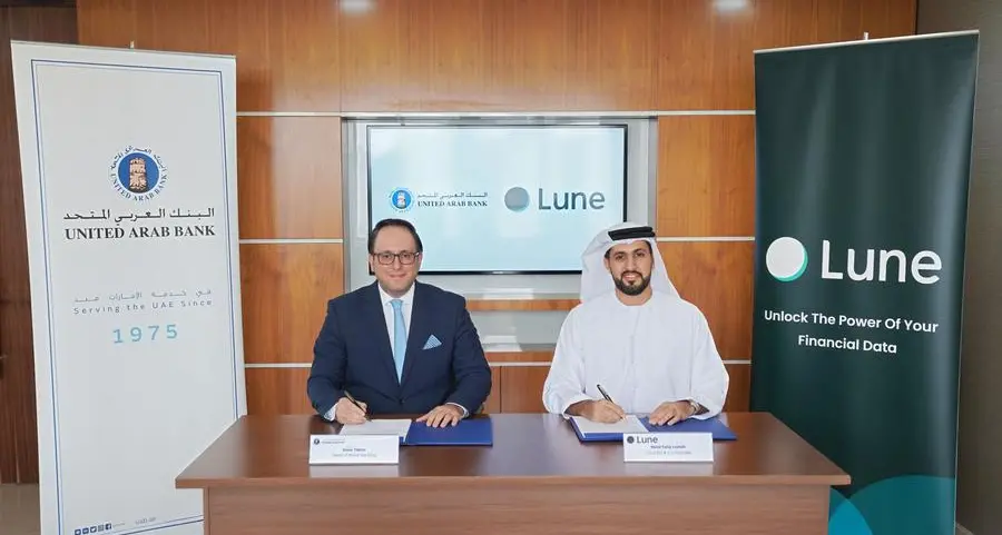البنك العربي المتحد يتعاون مع شركة \"لون\" لتقديم تجربة مصرفية تعتمد على الذكاء الاصطناعي