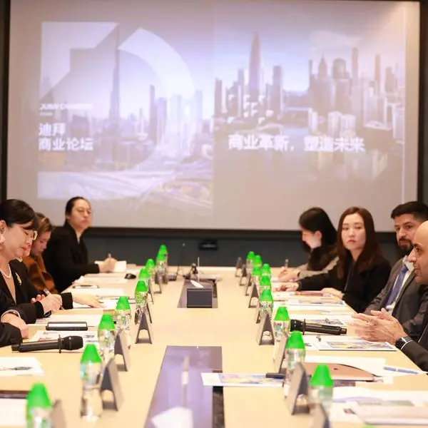 غرف دبي تبحث تعزيز التعاون مع 18 هيئة وجهة صينية متخصصة بالترويج التجاري والاستثماري