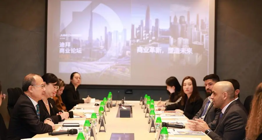 غرف دبي تبحث تعزيز التعاون مع 18 هيئة وجهة صينية متخصصة بالترويج التجاري والاستثماري