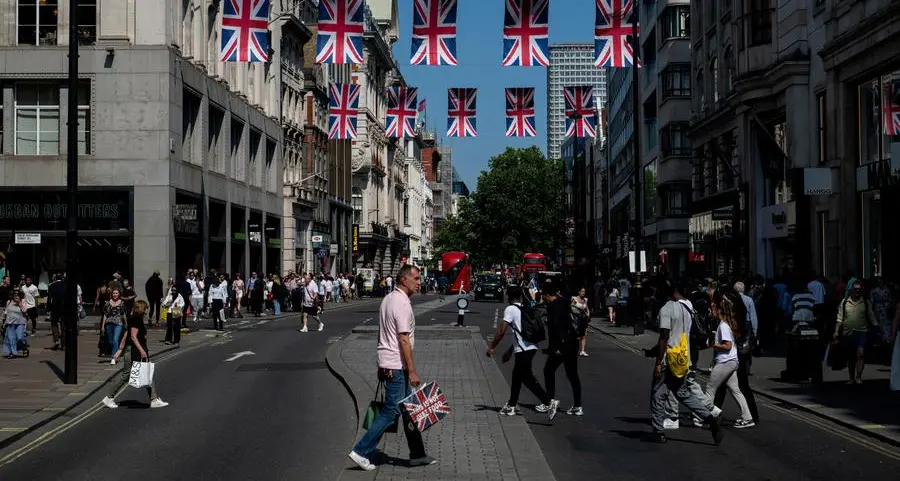 UK pay deals hold at 3% with employers in cautious mood, Brightmine says