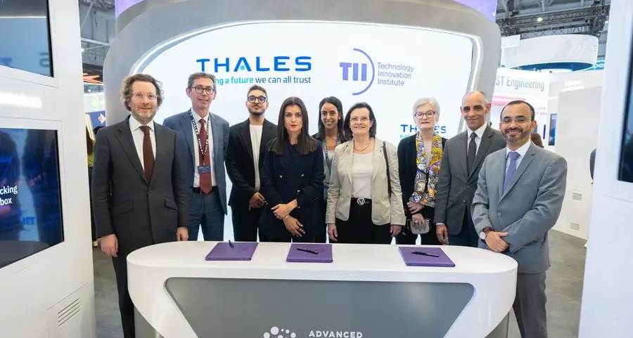 شراكة بين معهد الابتكار التكنولوجي وتاليس لتعزيز الأبحاث في تكنولوجيا الكم والأنظمة المستقلة والطاقة الموجهة