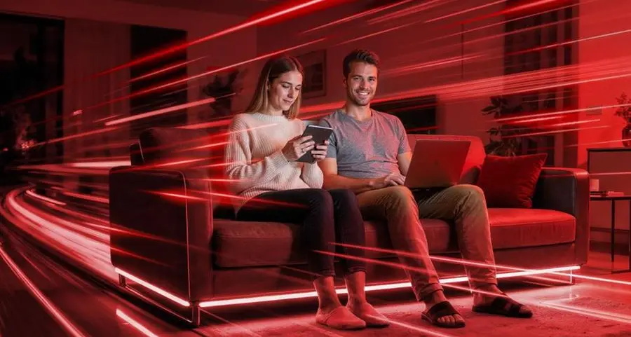 \"إي آند الإمارات\" تعزّز الاتصال المنزلي مع «+Fibre» لدعم أنماط الحياة الرقمية في دولة الإمارات