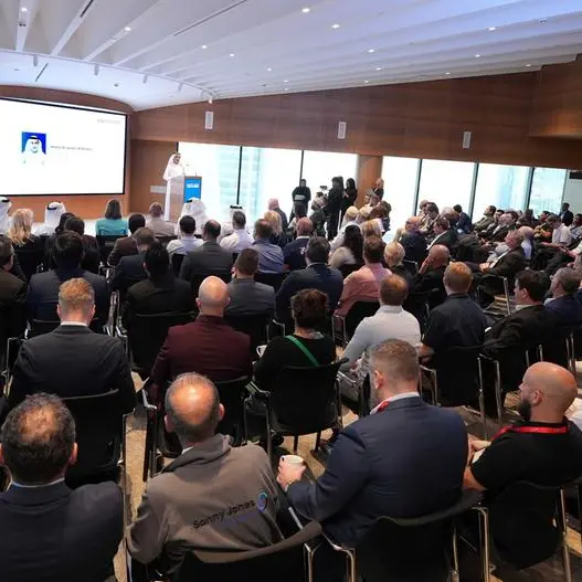 غرفة دبي العالمية تسلط الضوء على أبرز توجهات وفرص قطاع البناء والإنشاءات على هامش معرض \"الخمسة الكبار\"