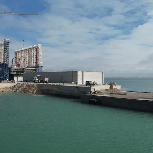 أكسيونا تواصل تعزيز نهج التصنيع الصناعي في أعمال البنية التحتية الملاحية